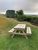 Stunning 1-bed Shepherd hut