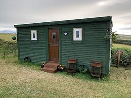 Stunning 1-bed Shepherd hut