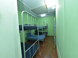 Spot On 90619 Mahseer Hostel