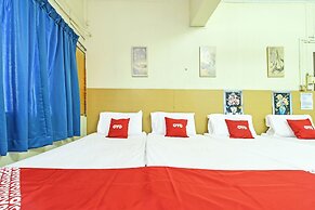 Spot On 90625 Super Green Grass Hotel