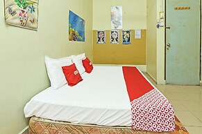 Spot On 90625 Super Green Grass Hotel