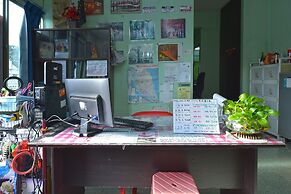 Spot On 90625 Super Green Grass Hotel