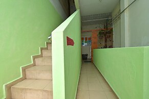 Spot On 90625 Super Green Grass Hotel