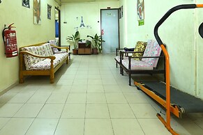 Spot On 90625 Super Green Grass Hotel