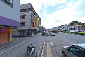 Spot On 90625 Super Green Grass Hotel