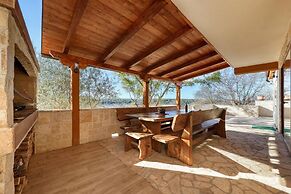 Stone House Captivating Villa in Pridraga, Zadar