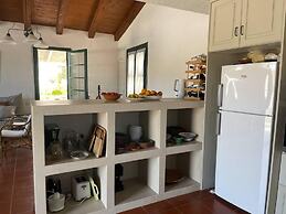 Charming two Bedroom Fisherman's House on Kea