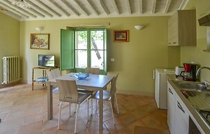 Stunning Home in Castiglion Fiorentino With Outdoor Swimming Pool, Wif