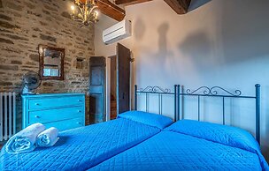 Stunning Home in Castiglion Fiorentino With Outdoor Swimming Pool, Wif