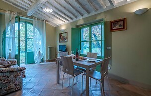 Stunning Home in Castiglion Fiorentino With Outdoor Swimming Pool, Wif