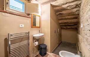 Stunning Home in Castiglion Fiorentino With Outdoor Swimming Pool, Wif