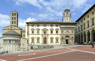 Stunning Home in Castiglion Fiorentino With Outdoor Swimming Pool, Wif