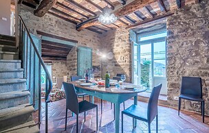 Stunning Home in Castiglion Fiorentino With Outdoor Swimming Pool, Wif