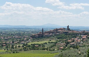 Stunning Home in Castiglion Fiorentino With Outdoor Swimming Pool, Wif