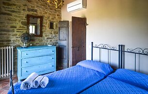 Stunning Home in Castiglion Fiorentino With Outdoor Swimming Pool, Wif