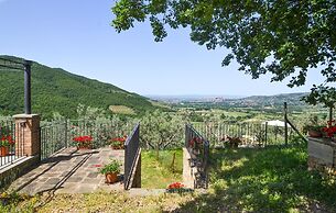 Stunning Home in Castiglion Fiorentino With Outdoor Swimming Pool, Wif