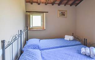 Stunning Home in Castiglion Fiorentino With Outdoor Swimming Pool, Wif