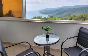 Awesome Apartment in Rabac With Wifi and 2 Bedrooms