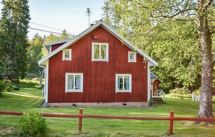 Amazing Apartment in Rönneshytta With 1 Bedrooms