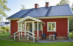 Amazing Apartment in Rönneshytta With 1 Bedrooms