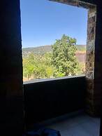 Immaculate 2-bed Villa in Faqra