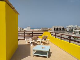 The Yellow Flat - Sea View