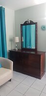 Gated Studio By The Pavillian Mall Near US Embassy Liguanea Kingston