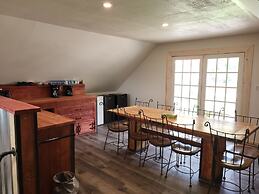 The Orchard Hostel Private Bunks