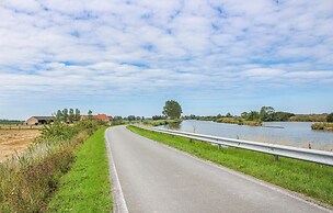 Stunning Home in Diksmuide With Wifi and 4 Bedrooms