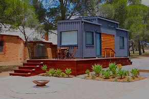 The Pink Lake Tiny House - 'peony'