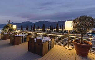 Apt. Luxury Britannia