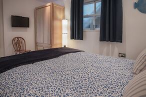 Goscar Court - 1 Bedroom Apartment - Tenby