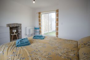 Ty Golau - 3 Bed Holiday Home - Pembroke