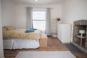 Ty Golau - 3 Bed Holiday Home - Pembroke