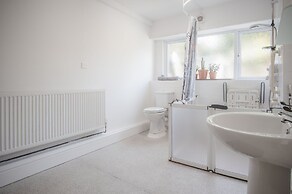 Ty Golau - 3 Bed Holiday Home - Pembroke