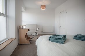 Ty Golau - 3 Bed Holiday Home - Pembroke