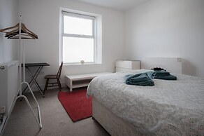 Ty Golau - 3 Bed Holiday Home - Pembroke