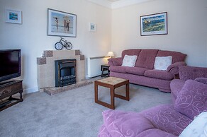 Dragons Den - 2 Bedroom Apartment - Tenby