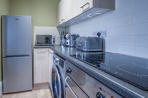 Flint House - 2 Bedroom Apartment - Tenby