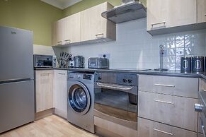 Flint House - 2 Bedroom Apartment - Tenby