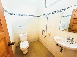 Lembah Rinjani Villa & Resto Syariah by ecommerceloka