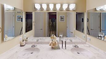 Exquisite Mountain Mansion Entire Home