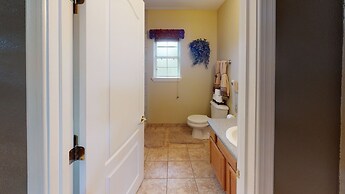 Exquisite Mountain Mansion Entire Home