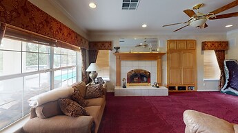 Exquisite Mountain Mansion Entire Home