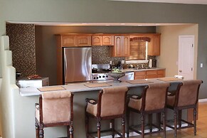 Exquisite Mountain Mansion West Wing