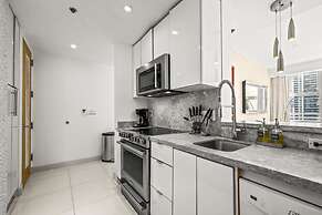Luxury Brickell 3 Beds Sleeps 8