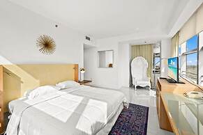 Luxury Brickell 3 Beds Sleeps 8