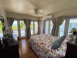 Luxury Oceanview Pool Eco-friendly Villa Near Key West