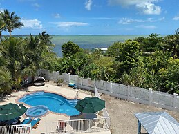 Luxury Oceanview Pool Eco-friendly Villa Near Key West