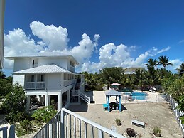 Luxury Oceanview Pool Eco-friendly Villa Near Key West